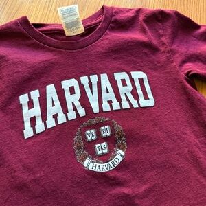 Harvard University Youth Small Tee Maroon 🔴 Seal Logo College Shirt